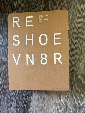 Re-Shoe VN8R Original Shoe Cleaning Kit.   B21